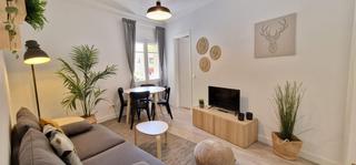 Rent Flat  De l'exposici. Piso de 3 habitaciones en poble sec
