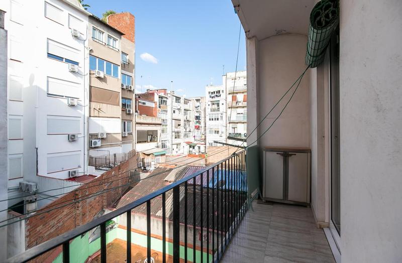 Foto e58471e9-9e0a-4bf8-a26b-fc7eef86df02. Alquiler apartamento alquiler apartamento de 2 habitaciones en c de làliga en Barcelona