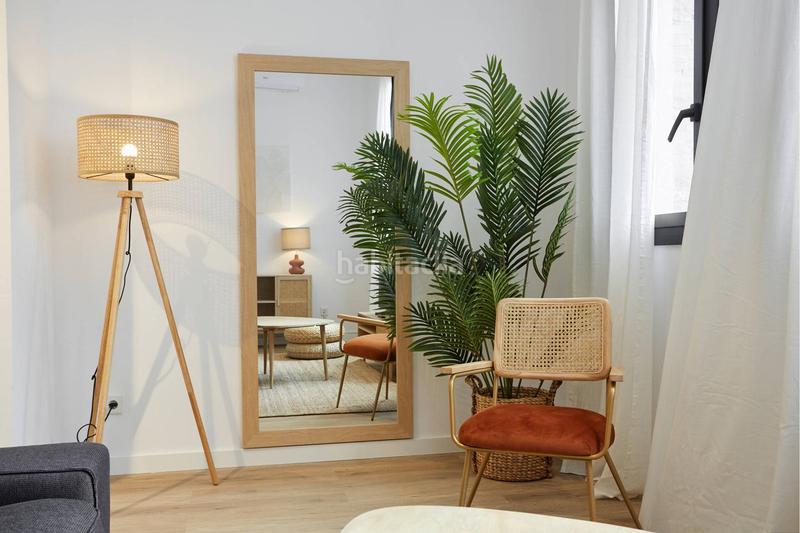 Foto 88c9bd35-0ff8-4cb4-bb31-a27b42554289. Rent flat in El Camp de l´Arpa del Clot Barcelona