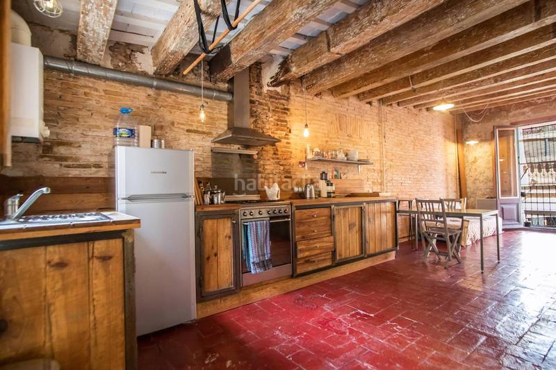 Foto 31f63fce-cb53-4b26-903a-57a0e9981645. Lloguer pis a Raval Barcelona