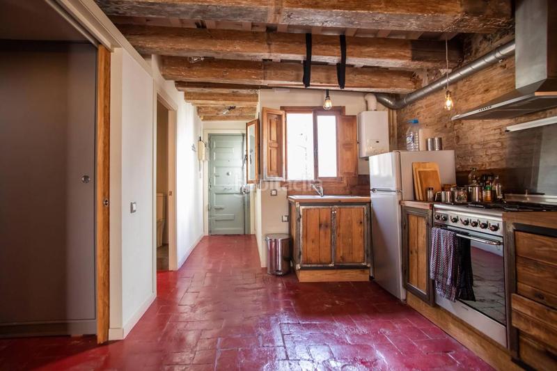 Foto 12116239-9c2b-40ce-a6f4-0767e7e31cec. Miete etagenwohnung in Raval Barcelona