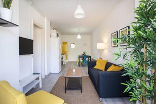 Location Appartement  Del paral·lel. Piso de 4 habitaciones en poble sec