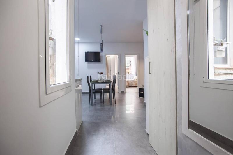 Foto 3374a189-f58d-429f-bbdd-dd580d18d7c0. Affitto appartamento con riscaldamento in Raval Barcelona