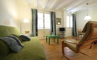 Location Appartement  Carrer dels flassaders. Cálido piso de 1 dormitorio en alquiler