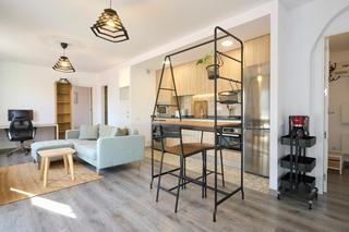Lloguer Pis  Carrer de tessàlia. Moderno piso de 1 dormitorio en alquiler