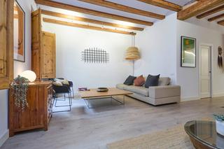 Lloguer Pis  Carrer de n'amargós. Maravilloso piso de 3 dormitorios en alquiler