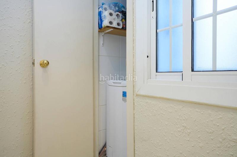 Foto 5220215c-5d7a-49d9-bcf5-29f84000b482. Rent flat in Raval Barcelona