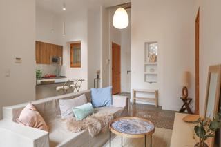 Apartamento  Carrer de la portaferrissa. Reformado e histórico edificio catalogado