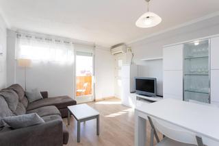 Affitto Appartamento  Carrer de cantàbria. Hermoso piso de 3 dormitorios en alquiler