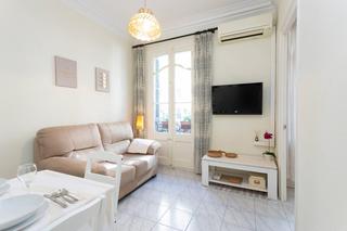 Location Appartement  Carrer de padilla. Precioso piso de 3 habitación en alquiler