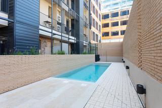 Lloguer Pis  Carrer del doctor trueta. Piso de obra nueva con piscina en poblenou, a 200m de la playa
