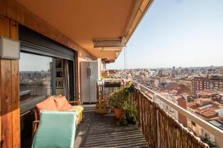 Location Appartement  Carrer de roca i batlle. Moderna vivienda amueblada en putxet i el farró, barcelona para