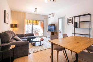 Lloguer Pis  Carrer de provença. Acogedora vivienda amueblada en sagrada família, barcelona
