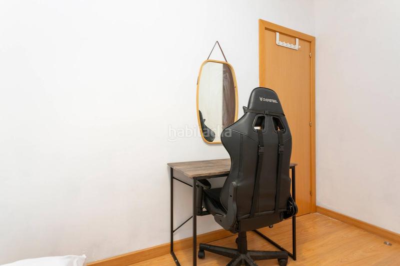 Foto 110f7c0f-81a6-4407-add0-8d4fe9ad4594. Alquiler piso amplia vivienda en Sants, en Sants Barcelona