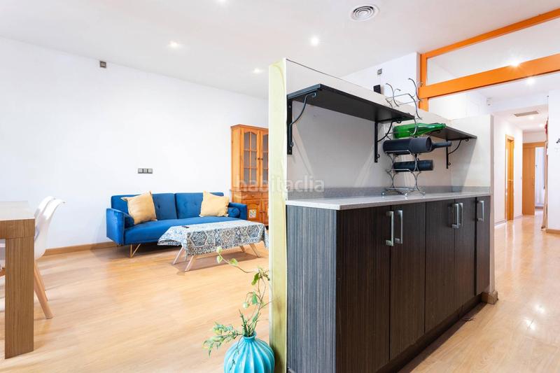 Foto 5164971d-df21-429d-b5c7-42f0631cc699. Alquiler piso amplia vivienda en Sants, en Sants Barcelona