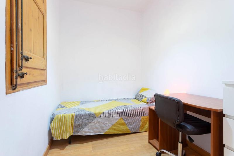 Foto b37324c0-802f-4462-8b6a-828ea8ca2ec3. Miete etagenwohnung in Sants Barcelona