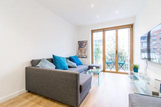 Affitto Appartamento  D'espronceda. Piso de 2 habitaciones en alquiler y balcón