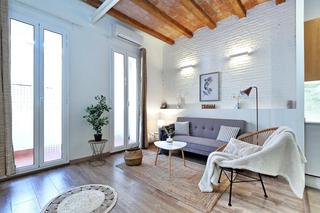 Miete Etagenwohnung  Carrer nou de la rambla. Piso en alquiler con 2 dormitorios dobles