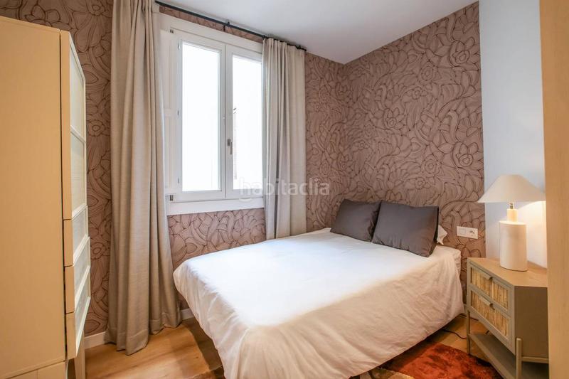 Foto 8bb15f71-6192-4dc1-84b9-9bd3a80851e4. Alquiler piso acogedora vivienda en la dreta de leixample, en Barcelona