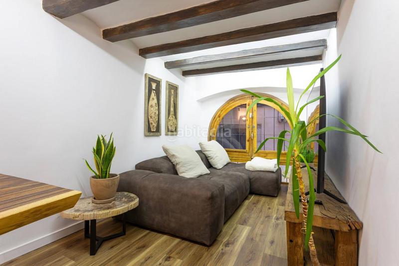 Foto 0655ab73-c4a1-4181-97e0-b94fe8eac3bf. Alquiler piso alquiler de vivienda en el corazón del barri Gòtic en Barcelona
