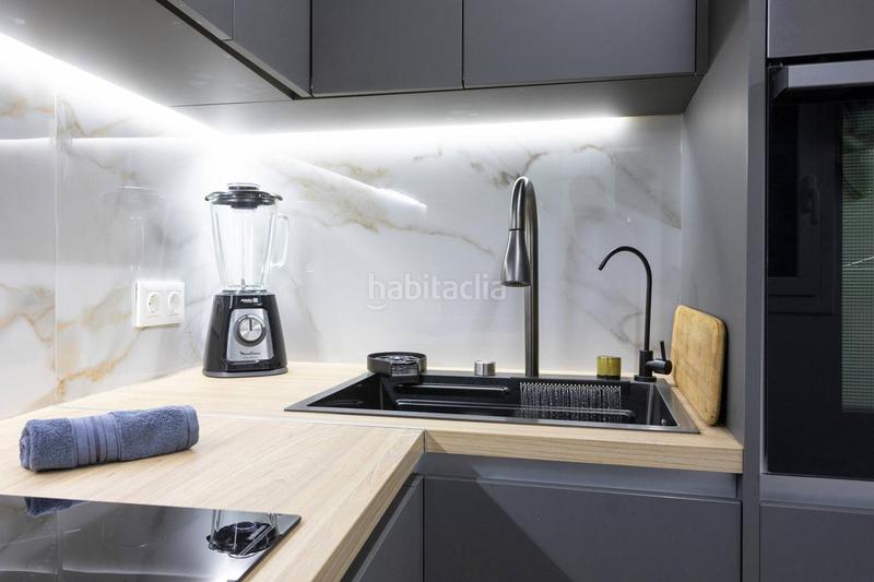 Foto 14d6e6f0-052e-429e-9d4f-8b7ceeea4333. Alquiler piso alquiler de vivienda en el corazón del barri Gòtic en Barcelona