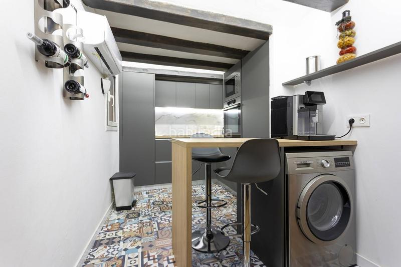 Foto 70160878-dc2c-43a9-b660-a69900df47ed. Alquiler piso alquiler de vivienda en el corazón del barri Gòtic en Barcelona