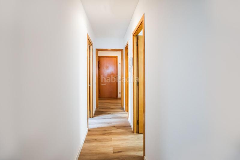 Foto 7c25951c-98bd-43a9-9f37-b7ce522fdd89. Alquiler piso increible piso de 4 habitaciones en Navas en Barcelona