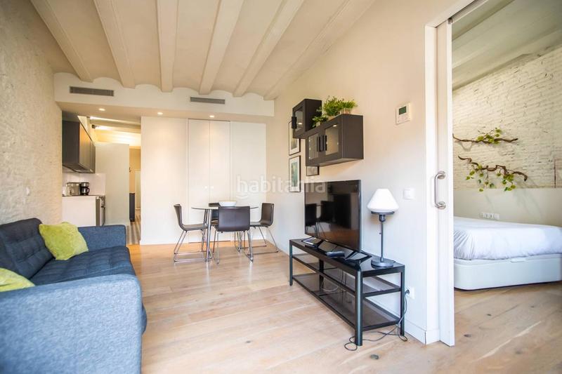 Foto e277d68e-e8e6-4ada-b120-7e93ed8cc410. Appartamento con riscaldamento in Gòtic Barcelona