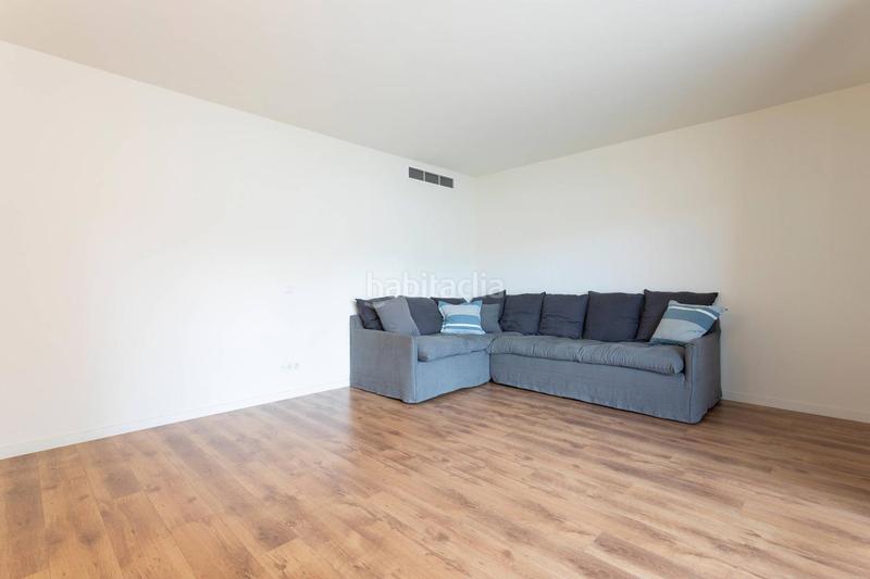 Foto 3d04456c-764a-4500-a01d-d1cd6676506a. Alquiler piso amplia vivienda de alquiler a largo plazo en lhospitalet de llobregat en Hospitalet de Llobregat (L´)