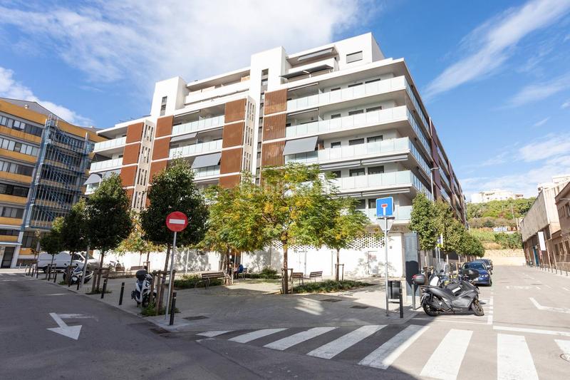 Foto f16898cb-580f-485c-8b10-e3d40031e996. Alquiler piso amplia vivienda de alquiler a largo plazo en lhospitalet de llobregat en Hospitalet de Llobregat (L´)