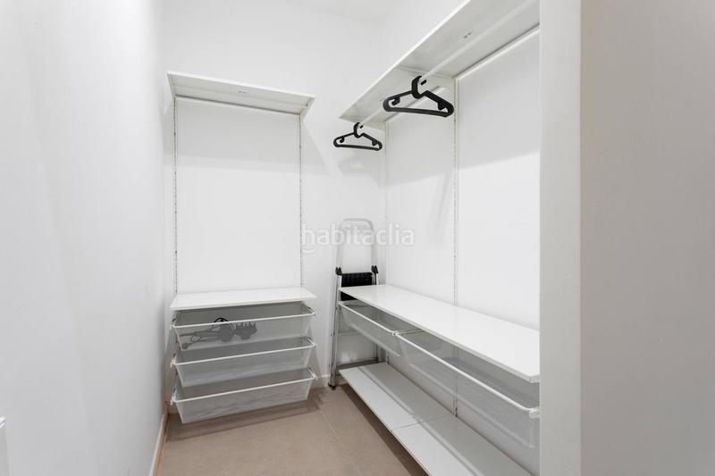 Foto 532d7100-6afc-4408-becd-8f1b90f8a8be. Alquiler piso moderna vivienda en el corazón del barri Gòtic, en Barcelona