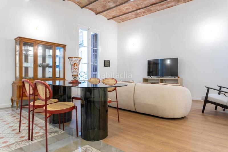 Foto bc41b981-2de7-47f1-923d-d156d6e46828. Rent flat in Gòtic Barcelona