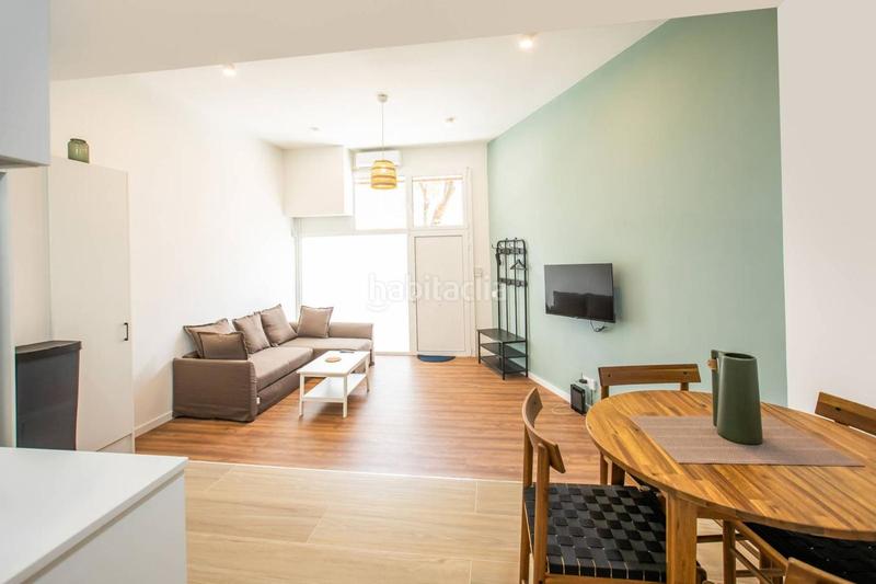 Foto d1265c86-823e-4d60-9160-98263553b046. Local comercial a Vila de Gràcia Barcelona