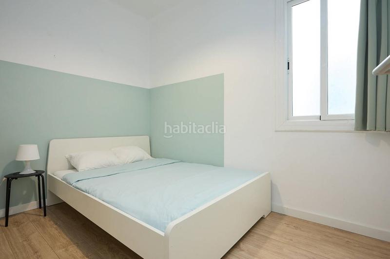 Foto 4e14320c-8f7e-4a6d-89db-4bbbb859bff2. Miete etagenwohnung in El Camp de l´Arpa del Clot Barcelona