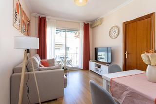 Lloguer Pis  Carrer de rosalia de castro. Acogedora vivienda en baix guinardó, barcelona con todas las com