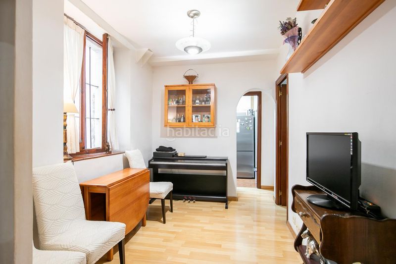 Foto 3f14e7e9-ac87-489f-a6f7-3d9d2d7327fd. Pis amb calefacció a St. Pere - Sta. Caterina - El Born Barcelona