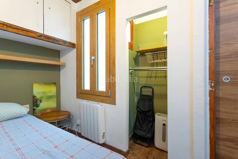 Foto f8e8dc57-ad3d-42d8-a454-23f6bfc6e5c9. Pis amb calefacció a St. Pere - Sta. Caterina - El Born Barcelona