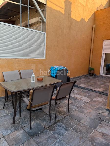 Foto 90d6534f-9b93-4c01-a90f-39354a2efa7e. Casa  reformada en carrer paris en Creu de Barberà Sabadell