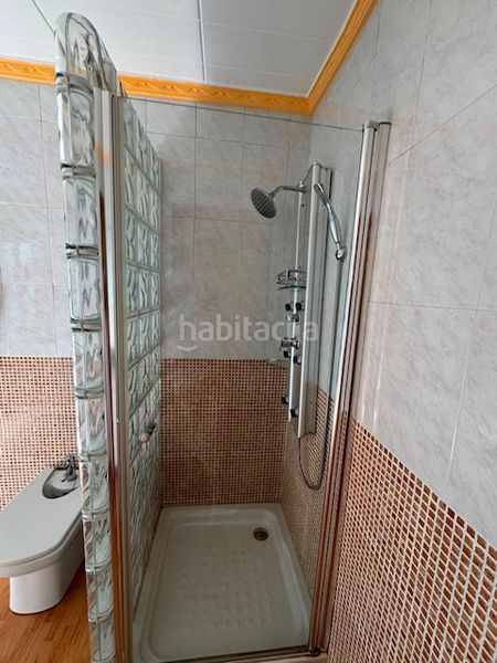 Foto c2411e37-9c66-4334-bd22-d23a7253ae5c. Casa adossada amb calefacció a Casc Antic Ripollet