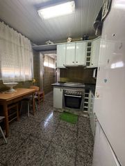 Appartement  Avinguda del cantábric. Piso en badia conservado