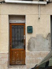 Planta baixa  Baixada can puiggener. Bajos a reformar en can puiggener