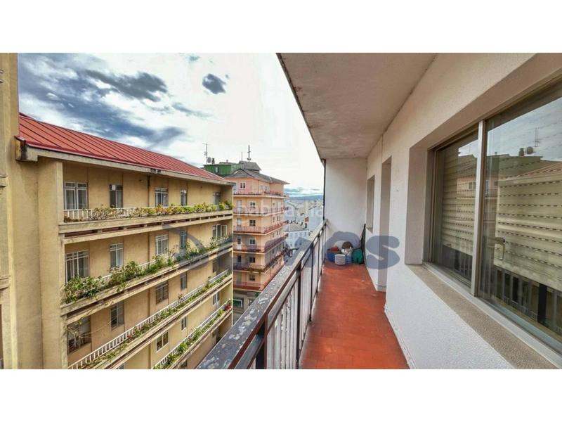 Foto 937f85b1-3622-4bb0-9429-bf3c158f8673. Piso  en venta en calle tuy en A Milagrosa Lugo