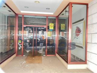 Local commercial  San roque. Local en venta en calle san roque en lugo