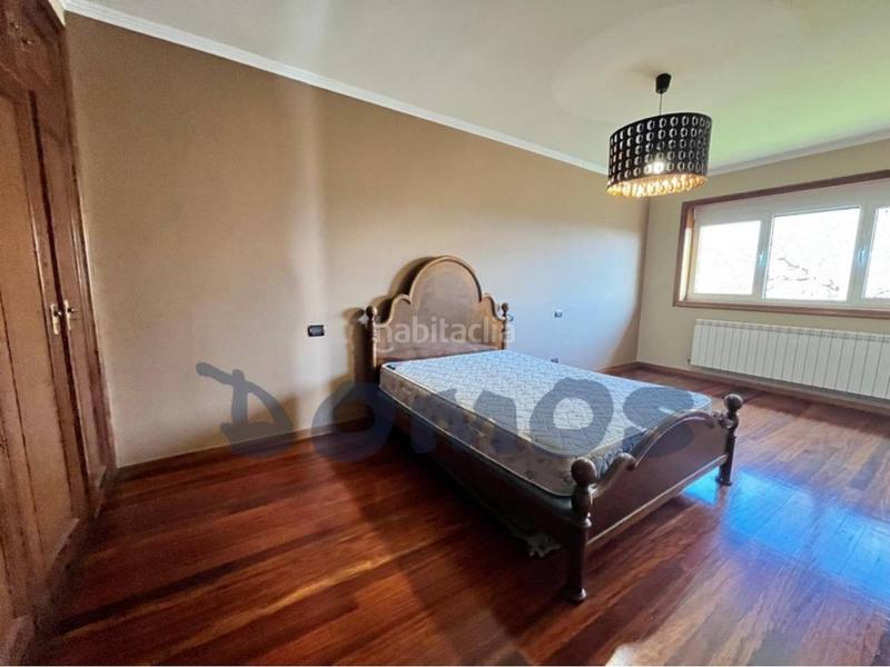 Foto 31a77bcc-6070-46f2-9d13-1620eb7db93a. Chalet  en venta en calle escocia en Fingoi Lugo