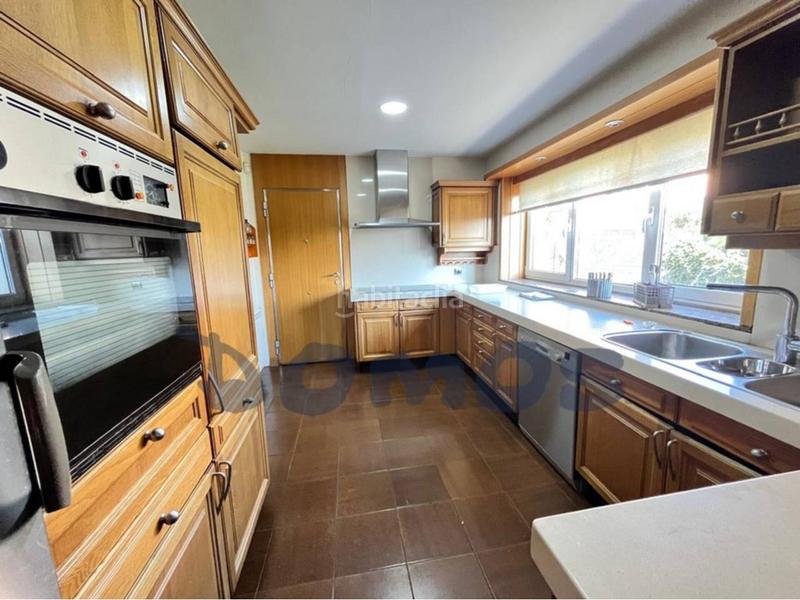 Foto 56aaebc3-6b00-4032-88c9-69e6e13ae897. Chalet  en venta en calle escocia en Fingoi Lugo