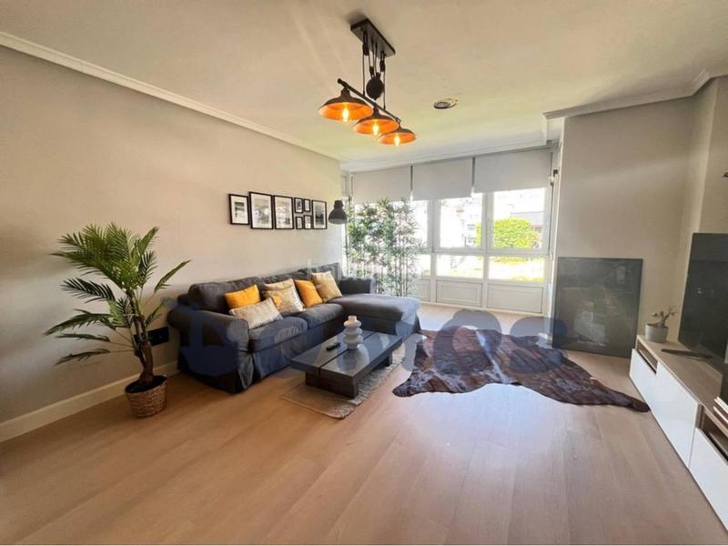 Foto 9d0eb25e-a72f-4d25-a72d-4f2887ce5e0e. Location duplex avec chauffage parking dans Recatelo - O Carme Lugo