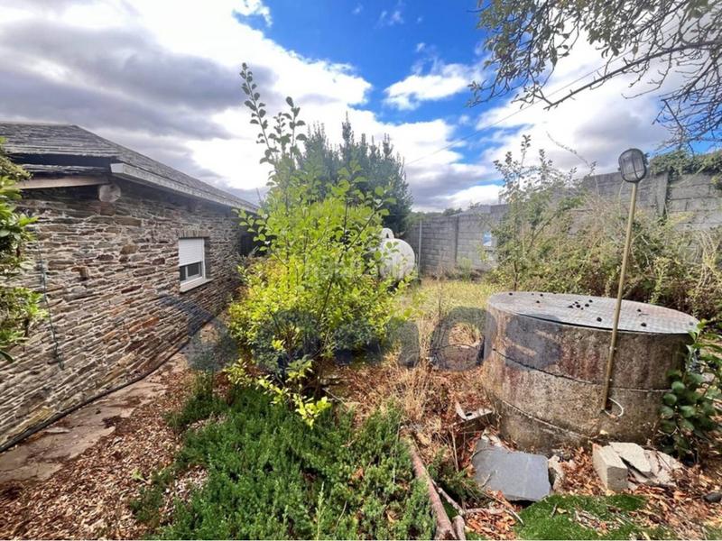 Foto 3ec9fe4f-a45f-4900-ae46-42d6b8b25686. Maison avec chauffage parking dans Corgo (O)