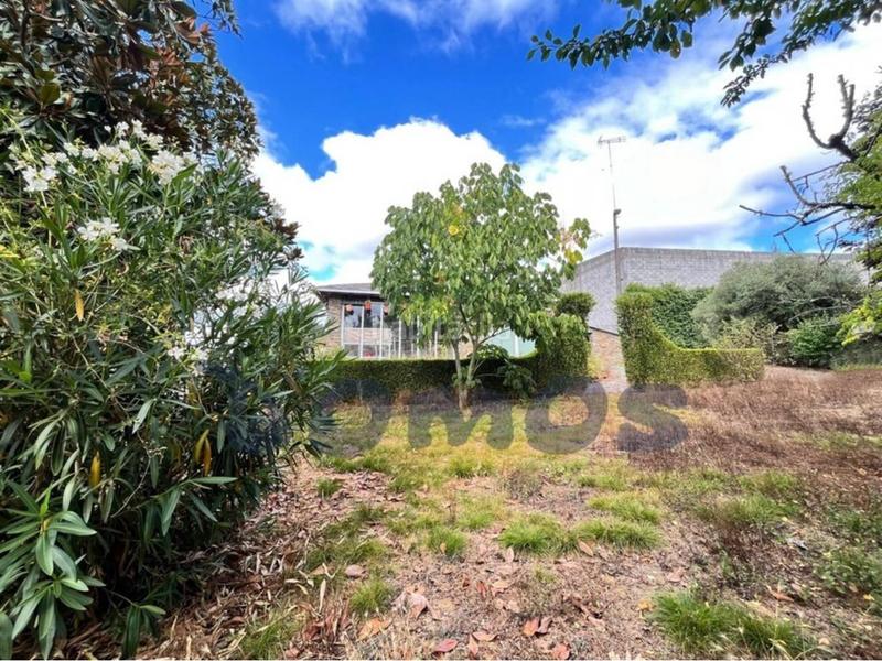 Foto f0ad9370-e3de-48c2-ac85-01894bec11f4. Maison avec chauffage parking dans Corgo (O)