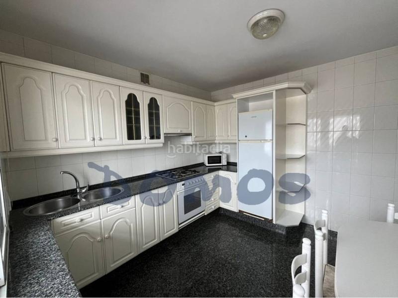 Foto dac6cf1b-5a4d-4a97-90ab-1e98a8b8aa42. Rent flat with heating parking in San Roque - As Fontiñas Lugo