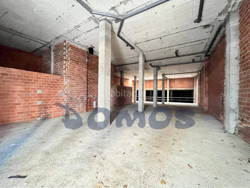 Foto 04aa2942-20d3-4185-b154-2b0464a83563. Alquiler local comercial local en alquiler en a piringallaalbeirosgarabolos27003 en Lugo